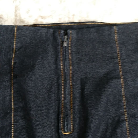 Bisou Bisou Pleated Denim Jean Skirt 6 Dark Wash Blue - Picture 10 of 14